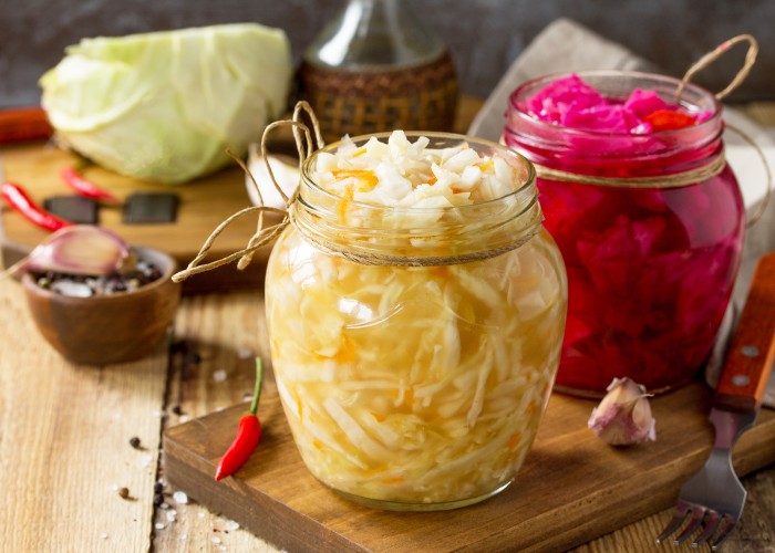 Kimchi, Sauerkraut und fermentierte Lebensmittel für die Darmgesundheit
